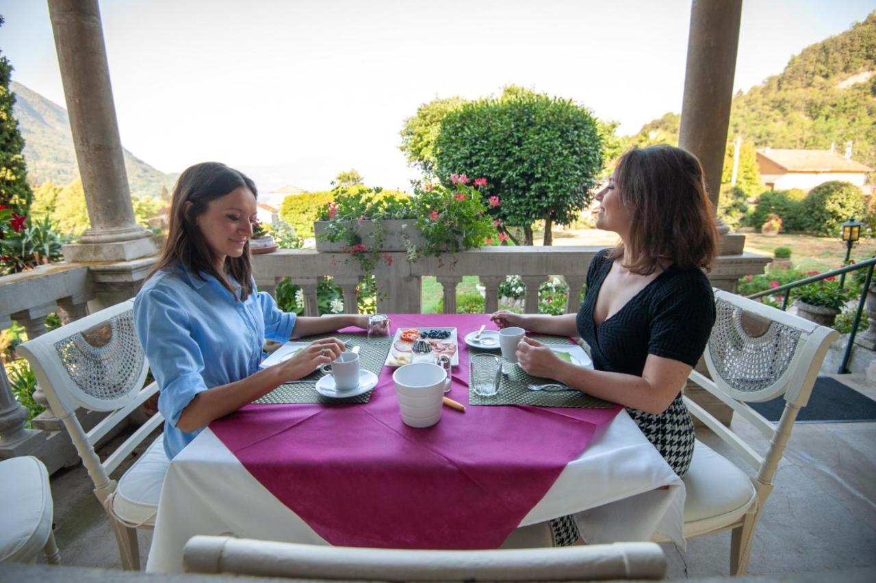 Il Motto Di Tommy Bed & Breakfast Castelveccana Bagian luar foto