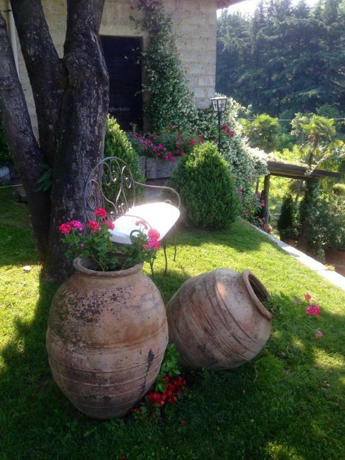 Il Motto Di Tommy Bed & Breakfast Castelveccana Bagian luar foto