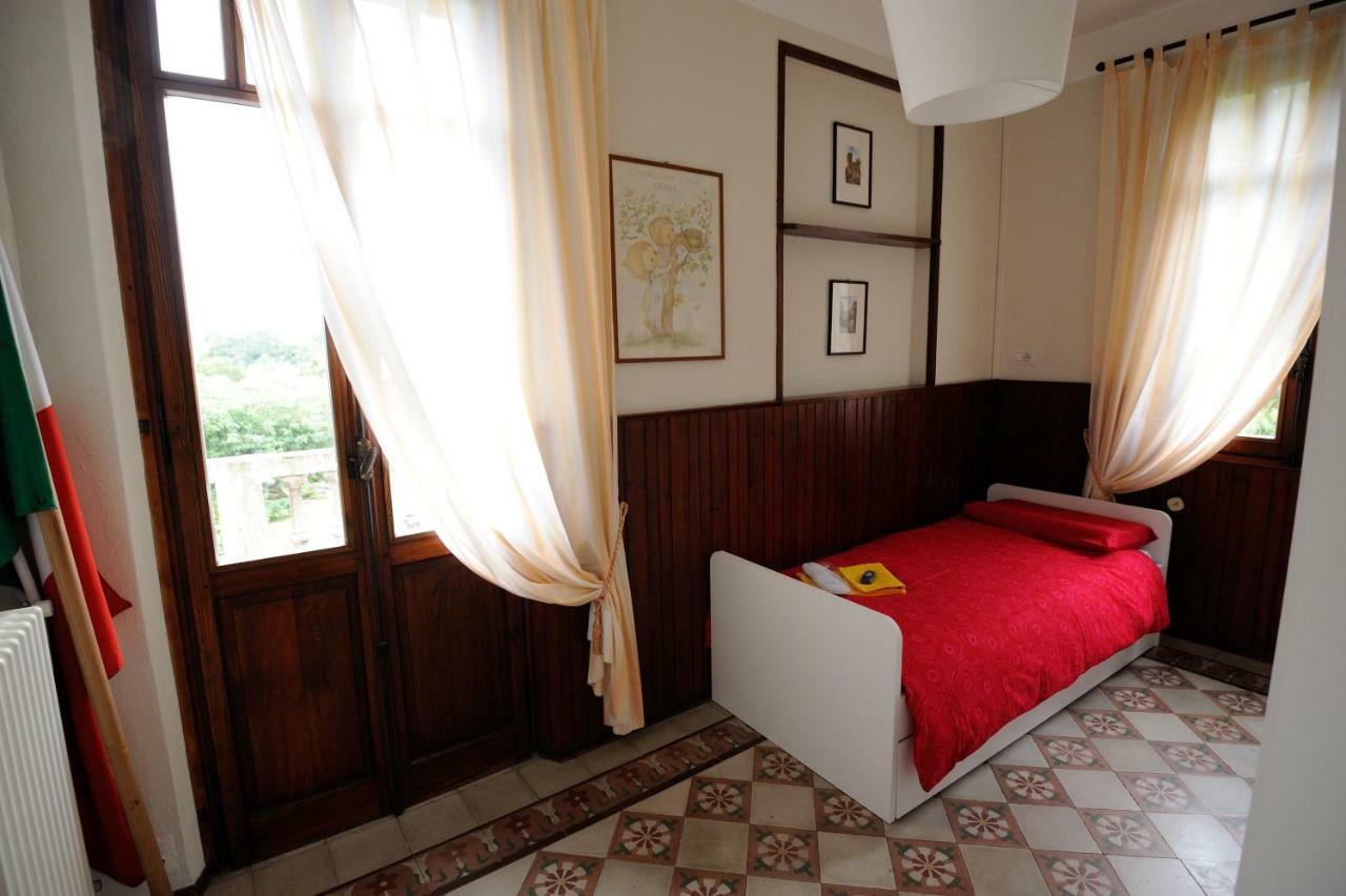Il Motto Di Tommy Bed & Breakfast Castelveccana Bagian luar foto